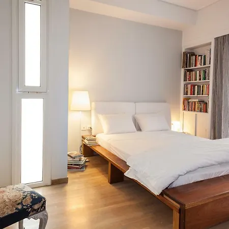 Magnificent Koukaki Flat -top Acropolis Location Apartment *