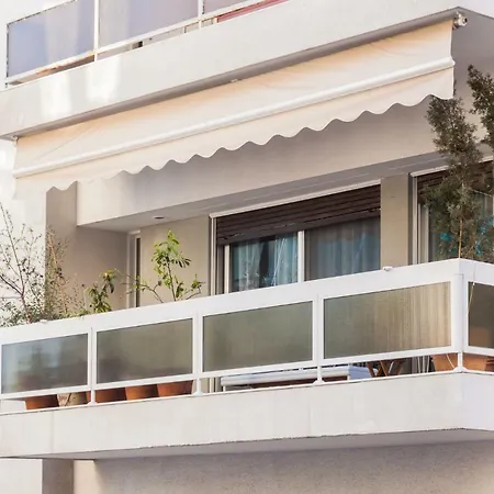 Magnificent Koukaki Flat -top Acropolis Location Apartment *