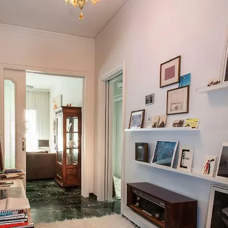 Magnificent Koukaki Flat -top Acropolis Location * Athens