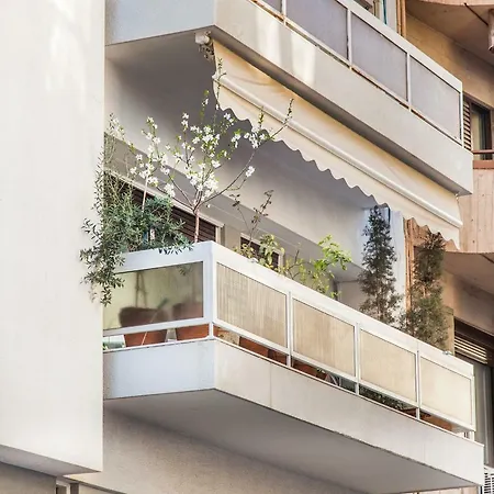 Magnificent Koukaki Flat -top Acropolis Location Apartment *